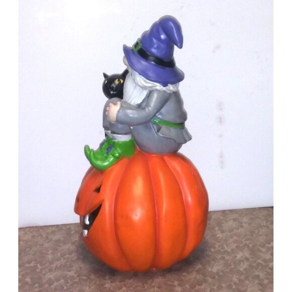 NWT Jack O Lantern Gnome with black cat Halloween resin figurine NEW 12.5" tall - Picture 5 of 9